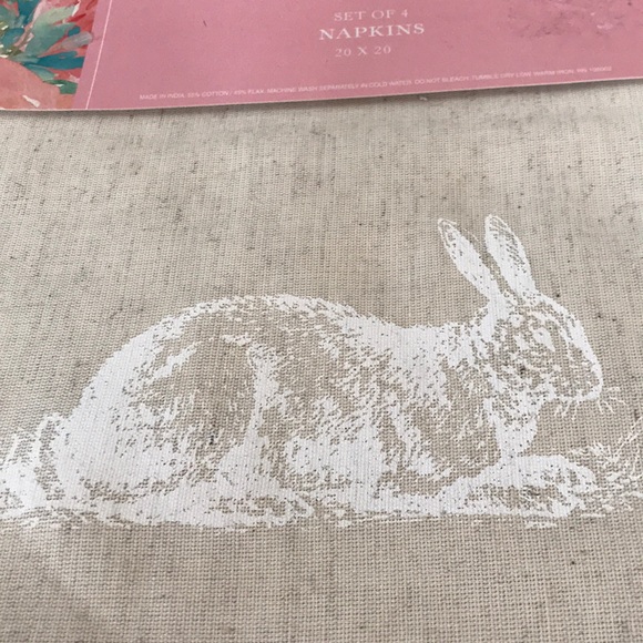 NWT Easter Set of 4 30” x 30” Napkins - Picture 2 of 2